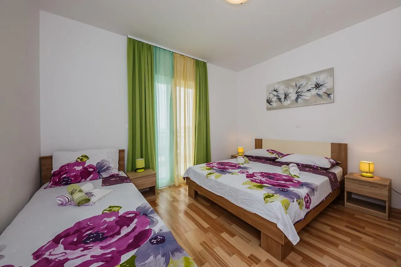 Villa Nora Trogir Kroatien